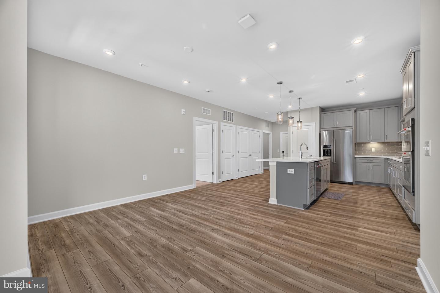 21630 Hawksbill High Cir #406 Property Photo 14