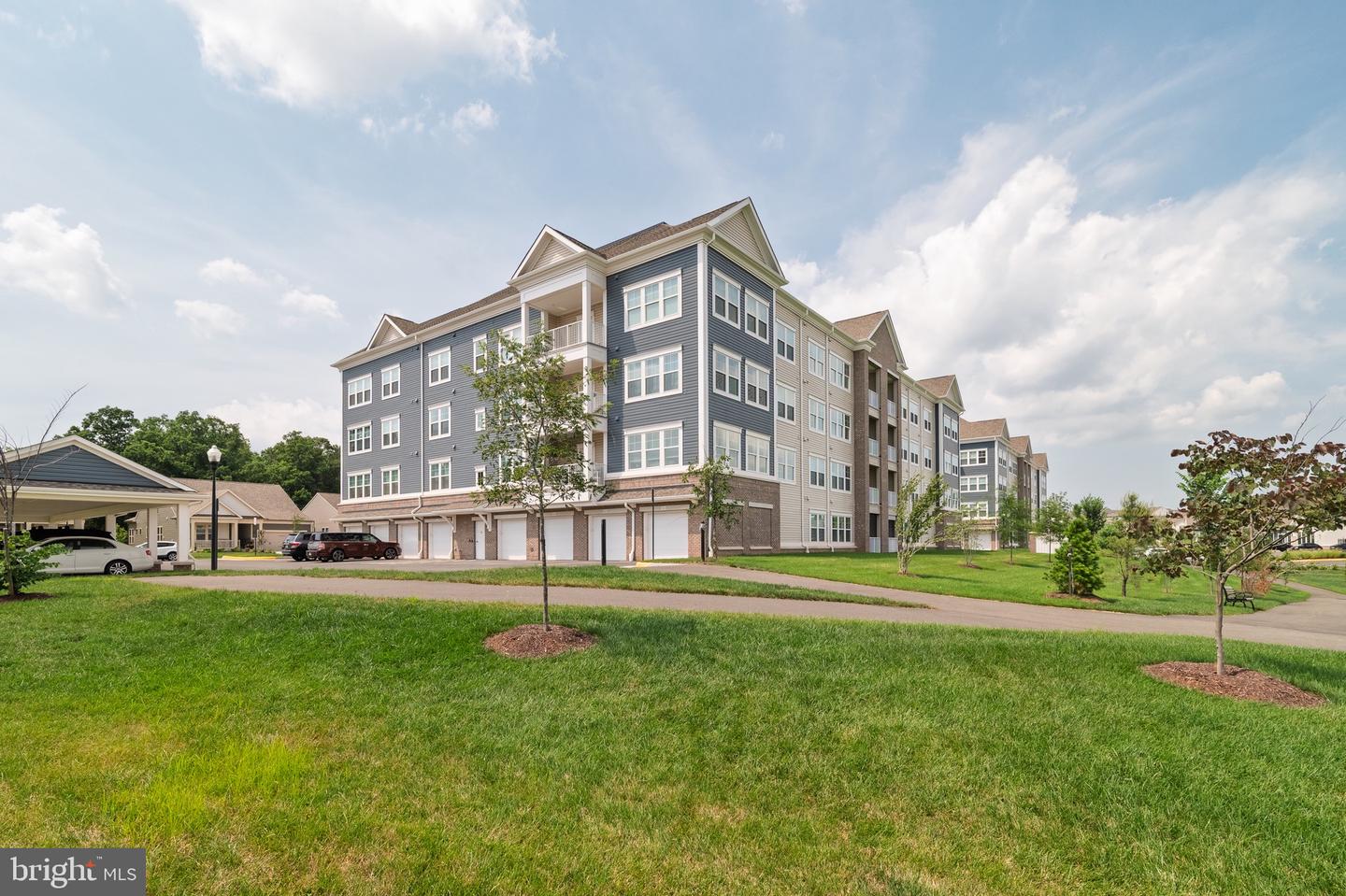 21630 Hawksbill High Cir #406 Property Photo 46