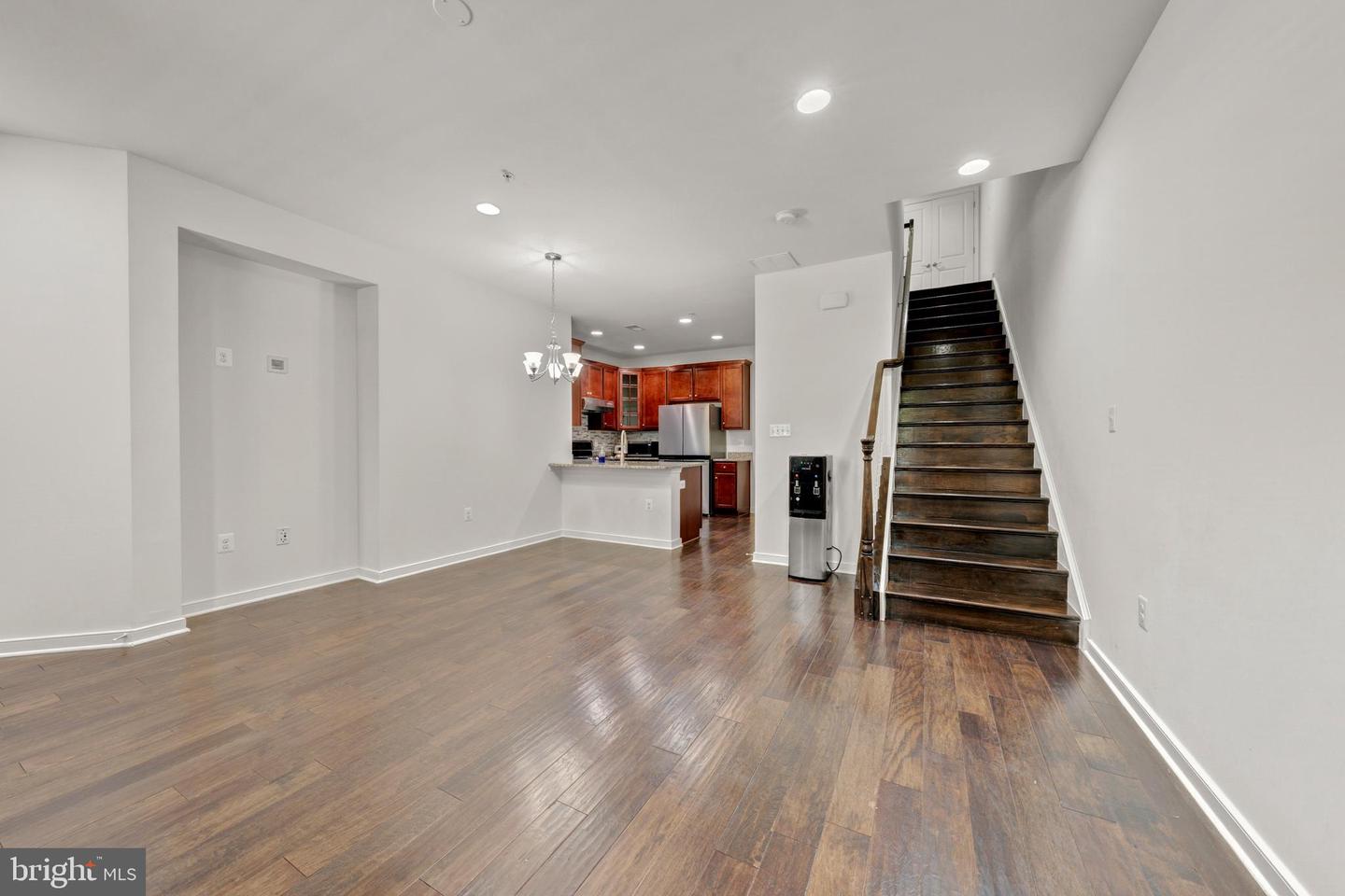 44100 Vaira Ter Property Photo 16