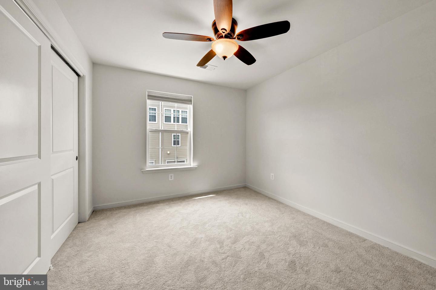 44100 Vaira Ter Property Photo 27