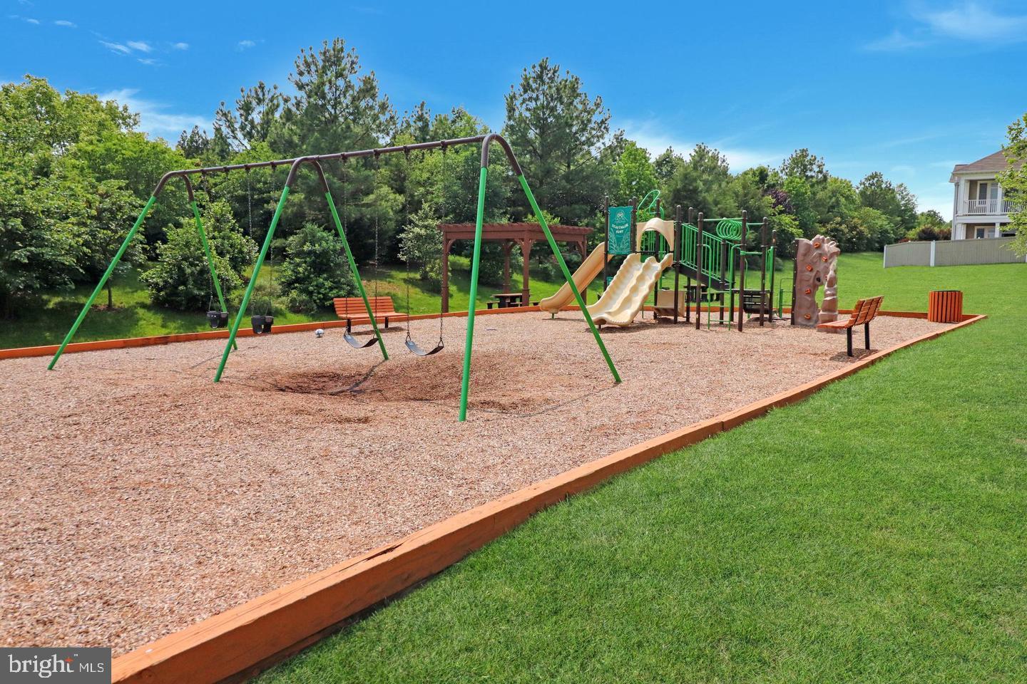 44100 Vaira Ter Property Photo 44