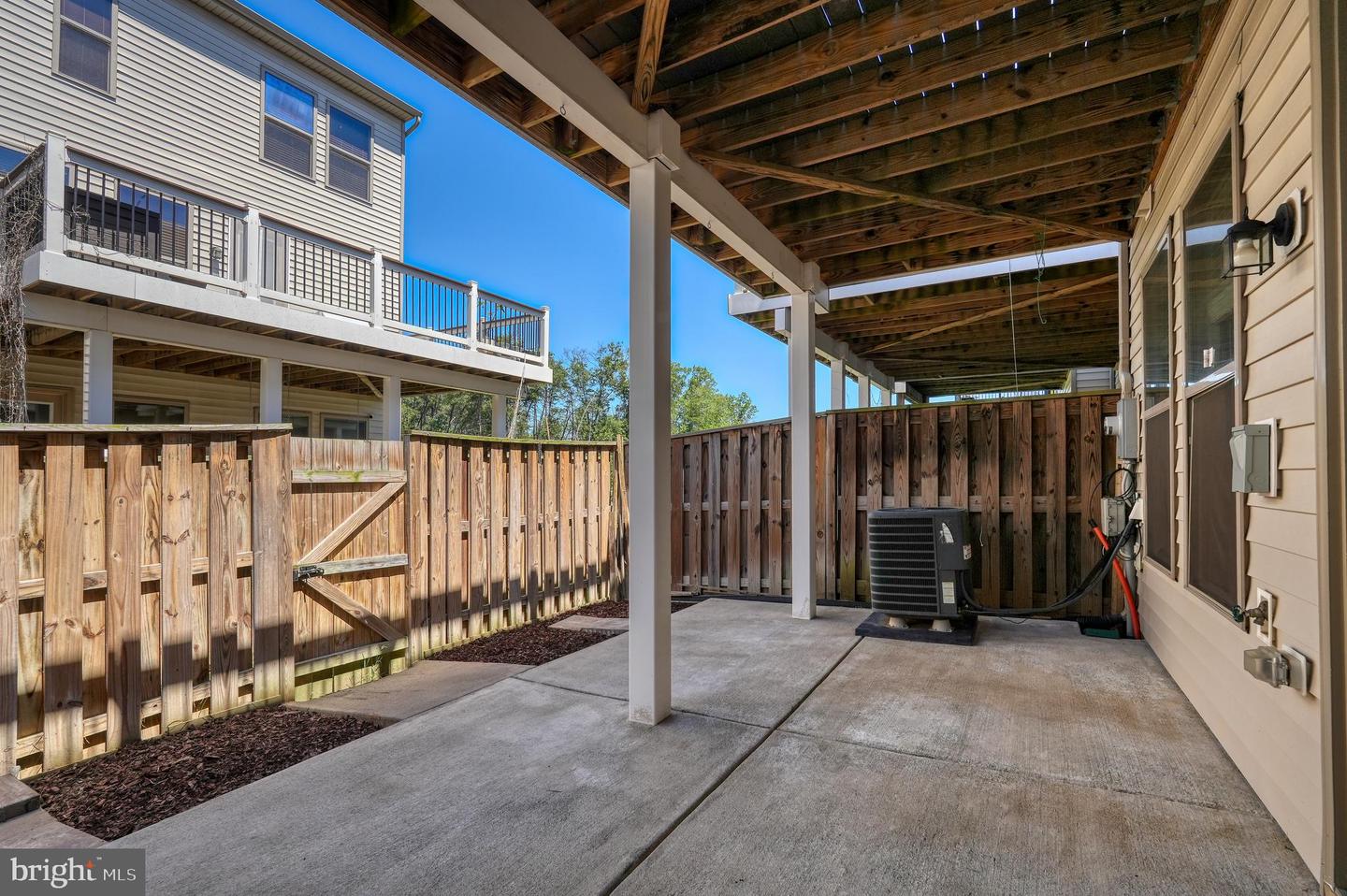 24461 Juniper Wood Ter Property Photo 15