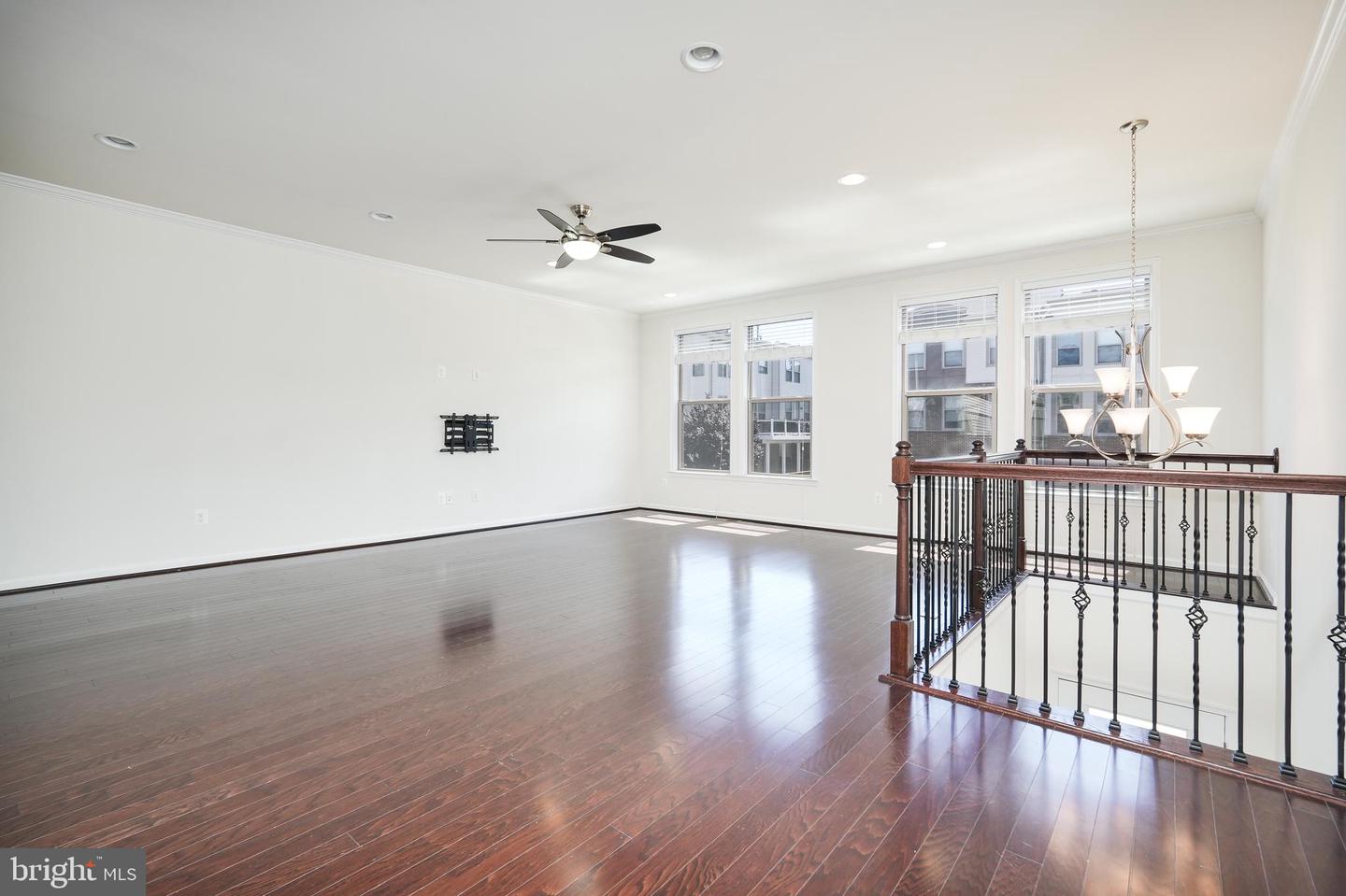 24461 Juniper Wood Ter Property Photo 16