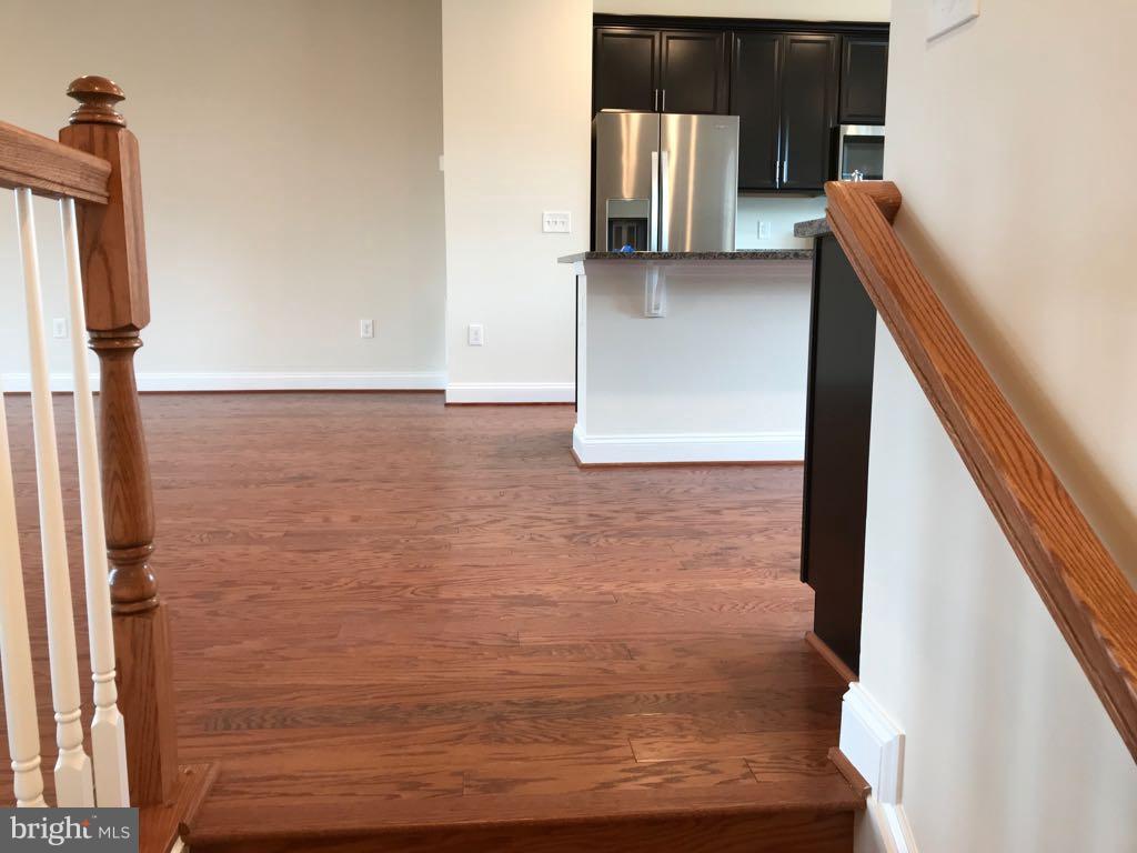 43219 Clarendon Sq Property Photo 11