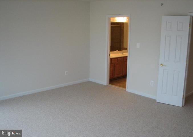 42683 Hollyhock Ter Property Photo 10