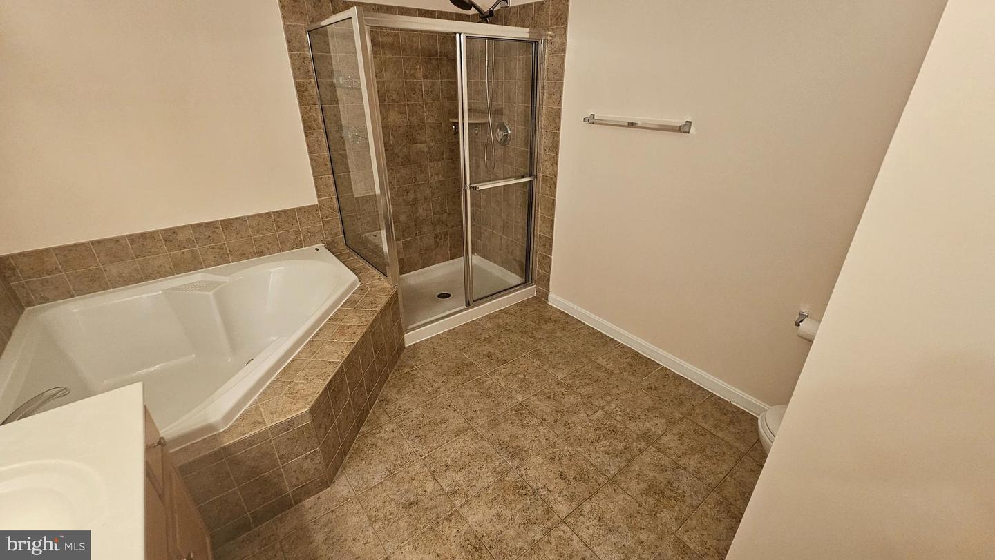 42683 Hollyhock Ter Property Photo 12