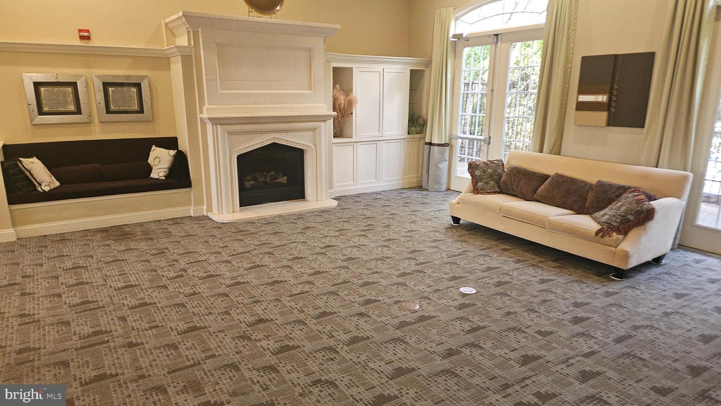 42683 Hollyhock Ter Property Photo 19