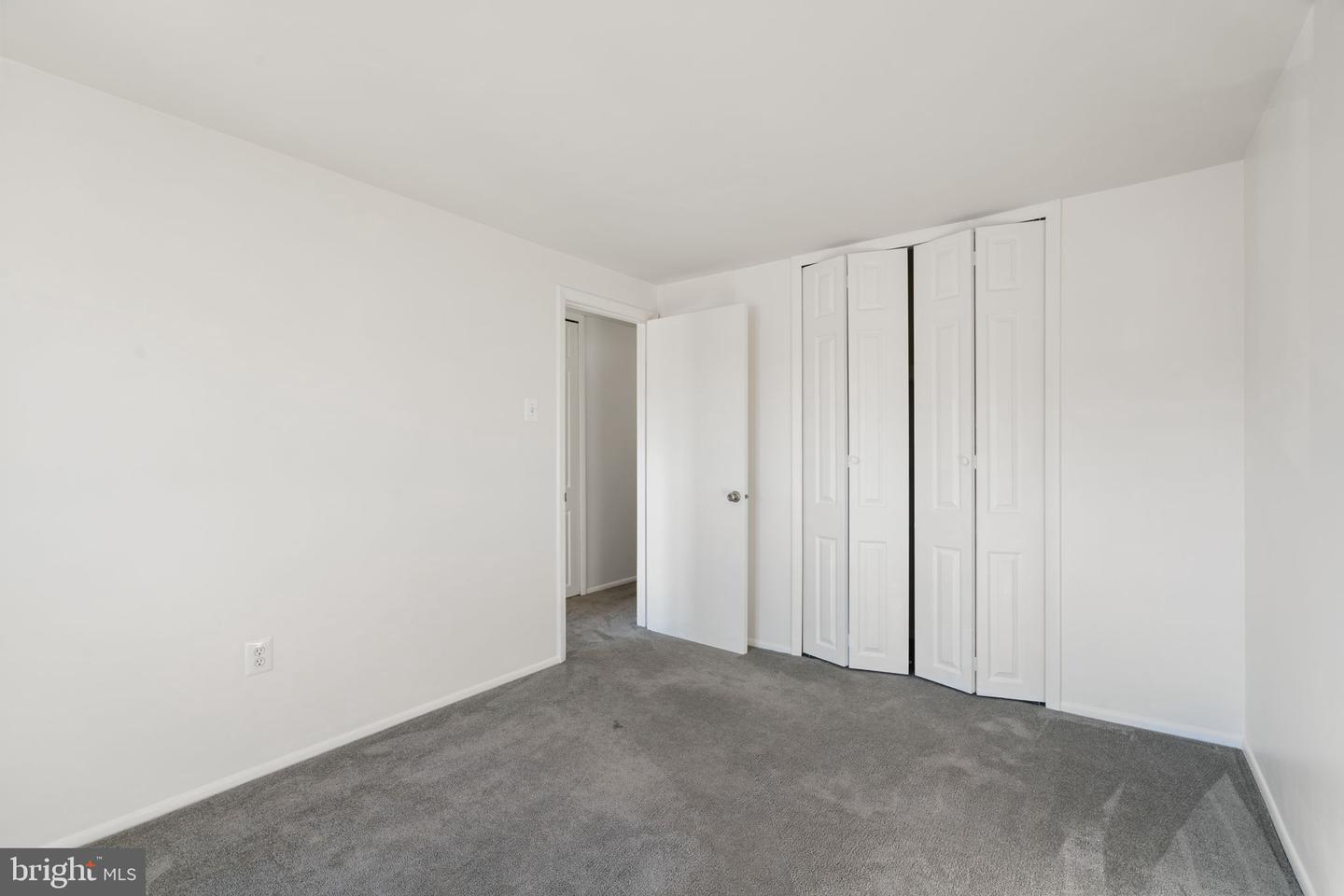 30 Carolina Ct Property Photo 20