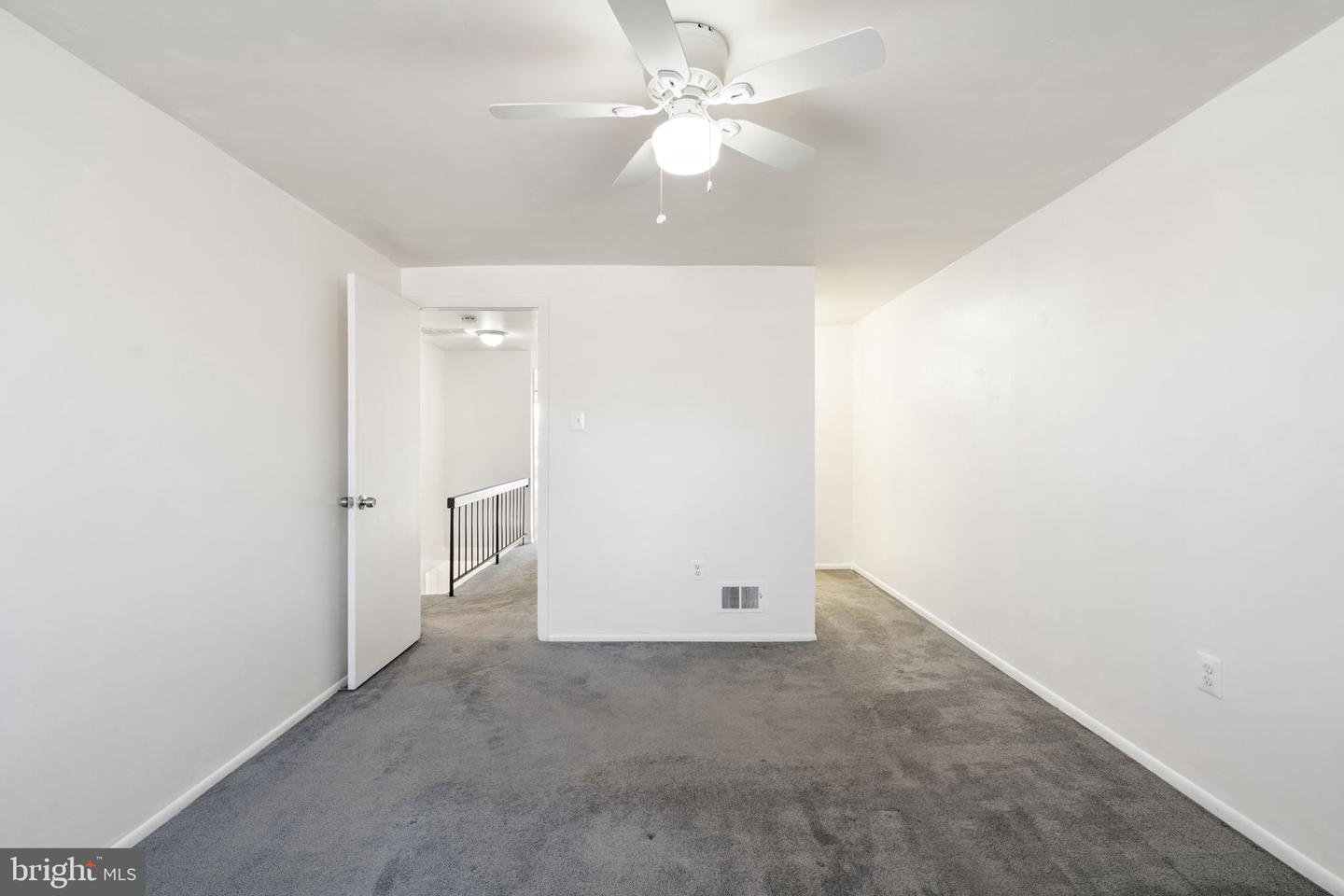 30 Carolina Ct Property Photo 23