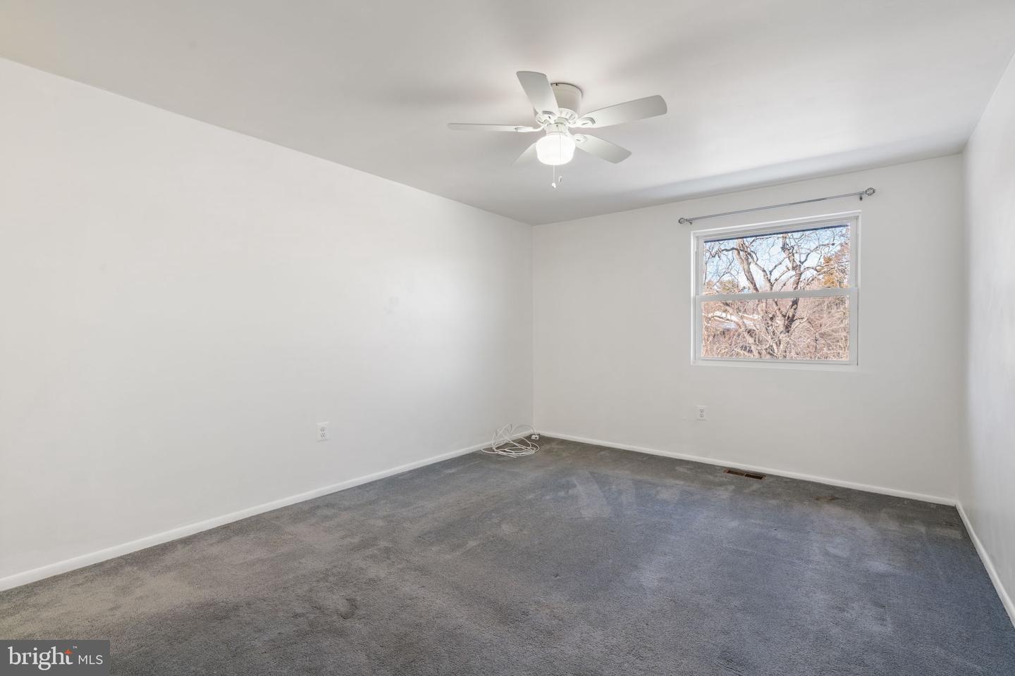 30 Carolina Ct Property Photo 24
