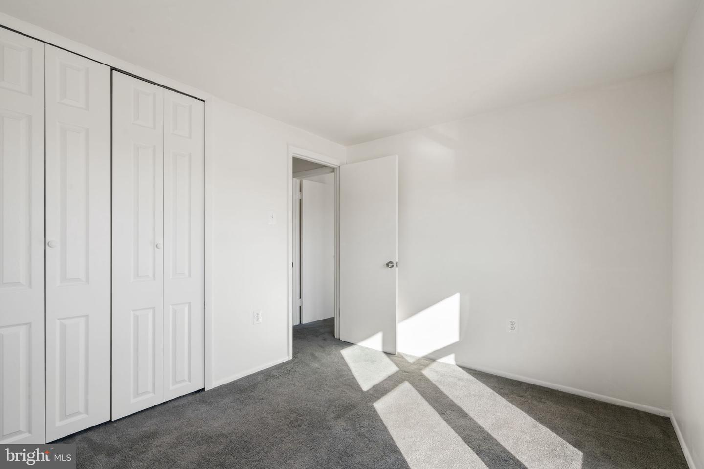 30 Carolina Ct Property Photo 29