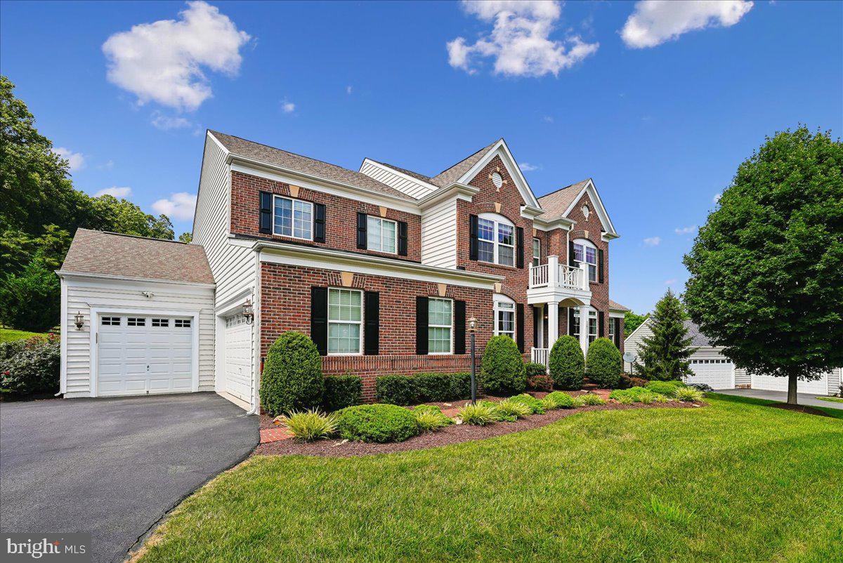16119 Turning Leaf Ln Property Photo 3