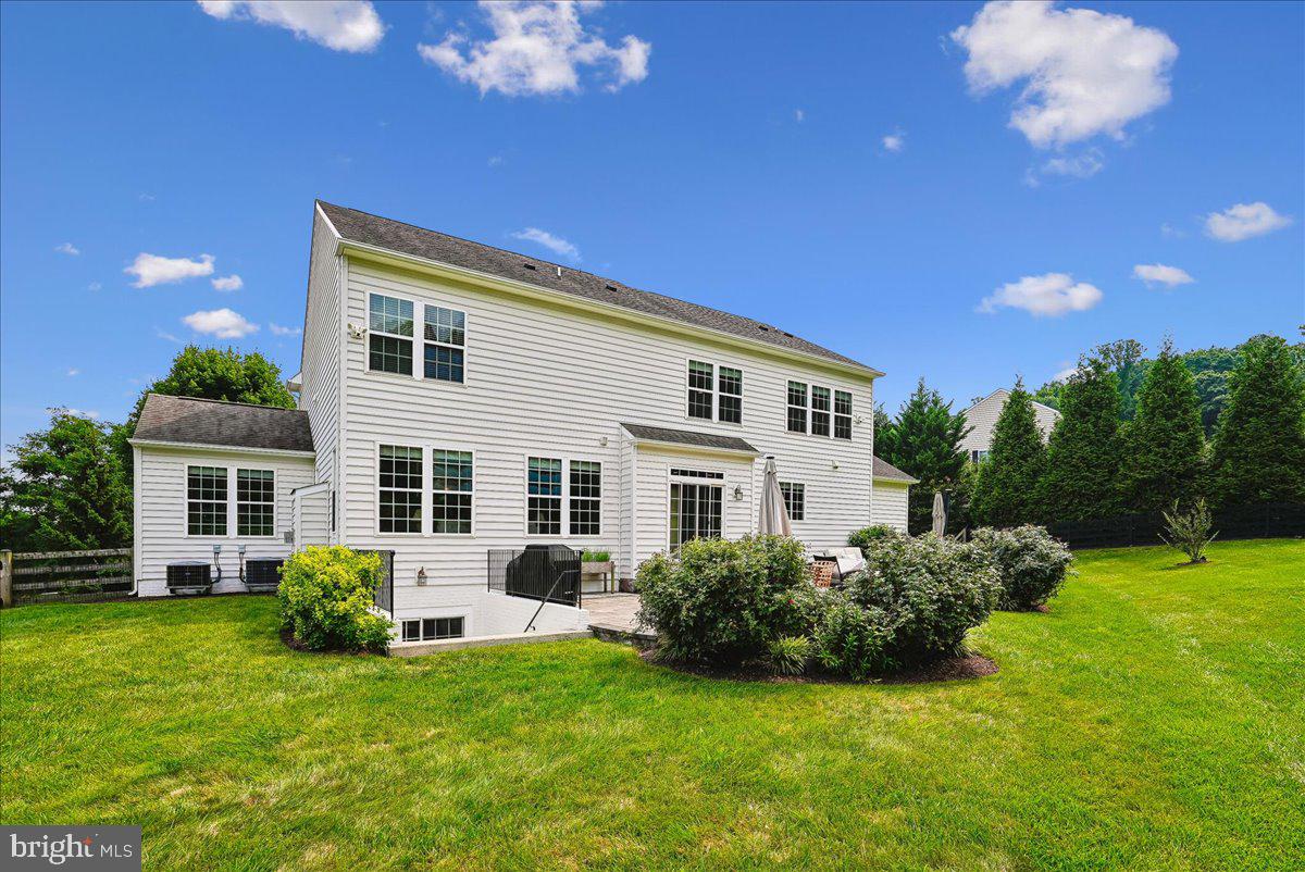 16119 Turning Leaf Ln Property Photo 49