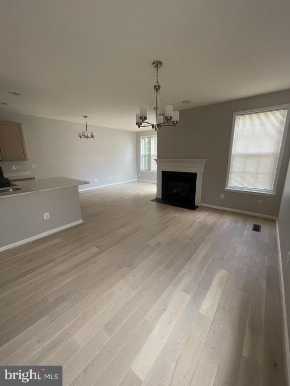 20381 Fallsway Ter Property Photo 7