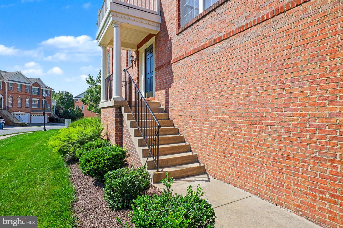 43411 Briar Creek Ter Property Photo 4