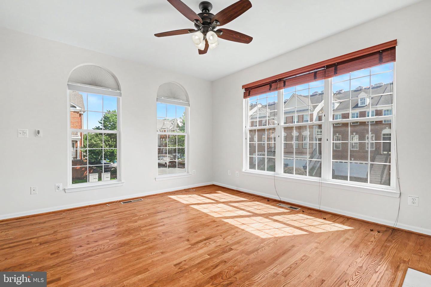 43411 Briar Creek Ter Property Photo 19