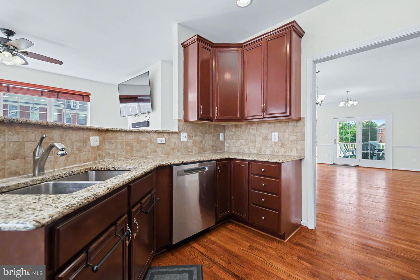 43411 Briar Creek Ter Property Photo 28