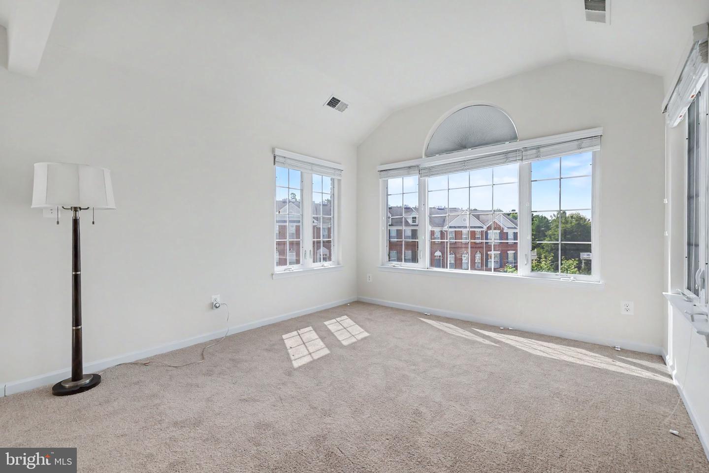 43411 Briar Creek Ter Property Photo 33