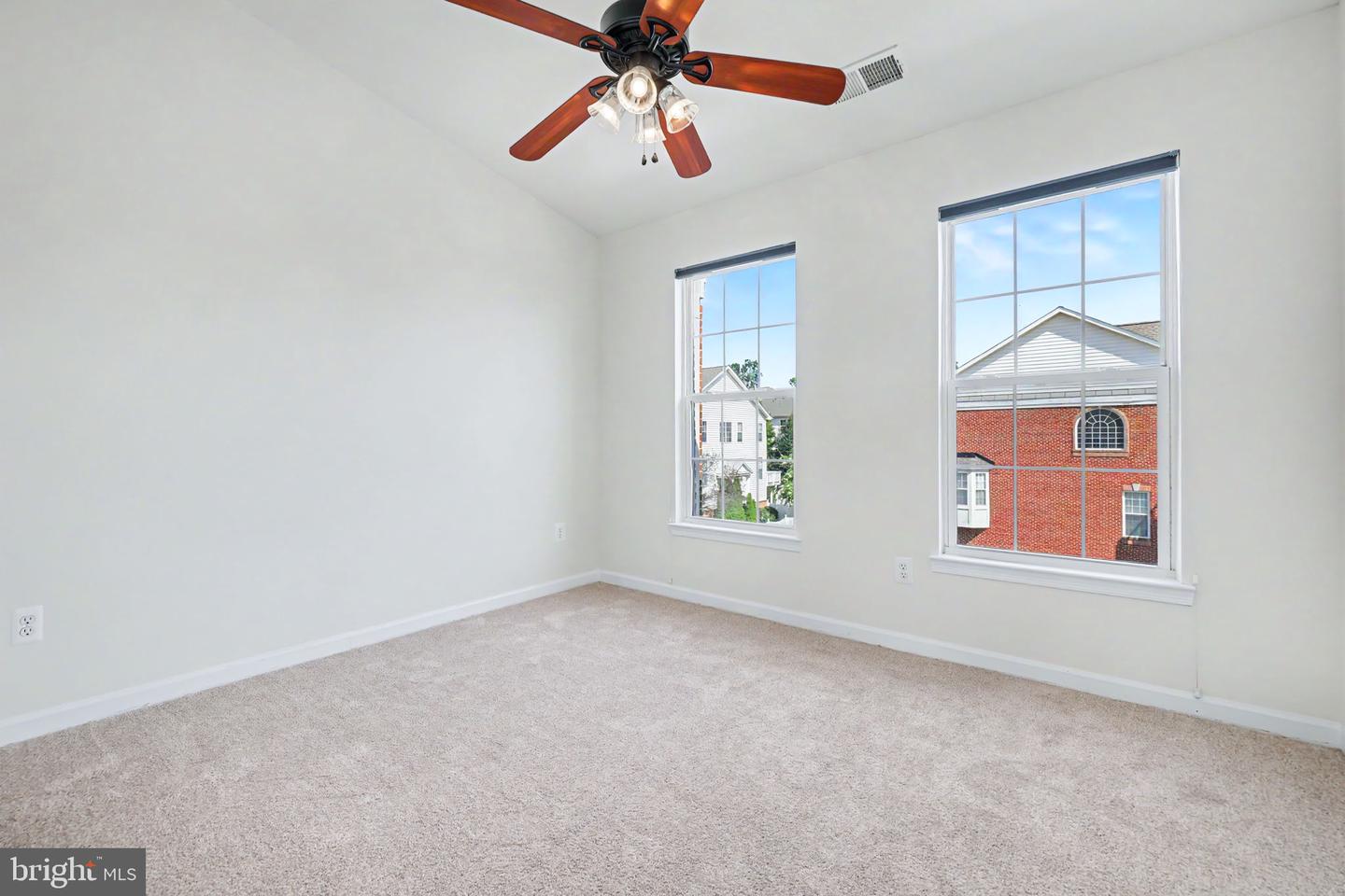 43411 Briar Creek Ter Property Photo 46