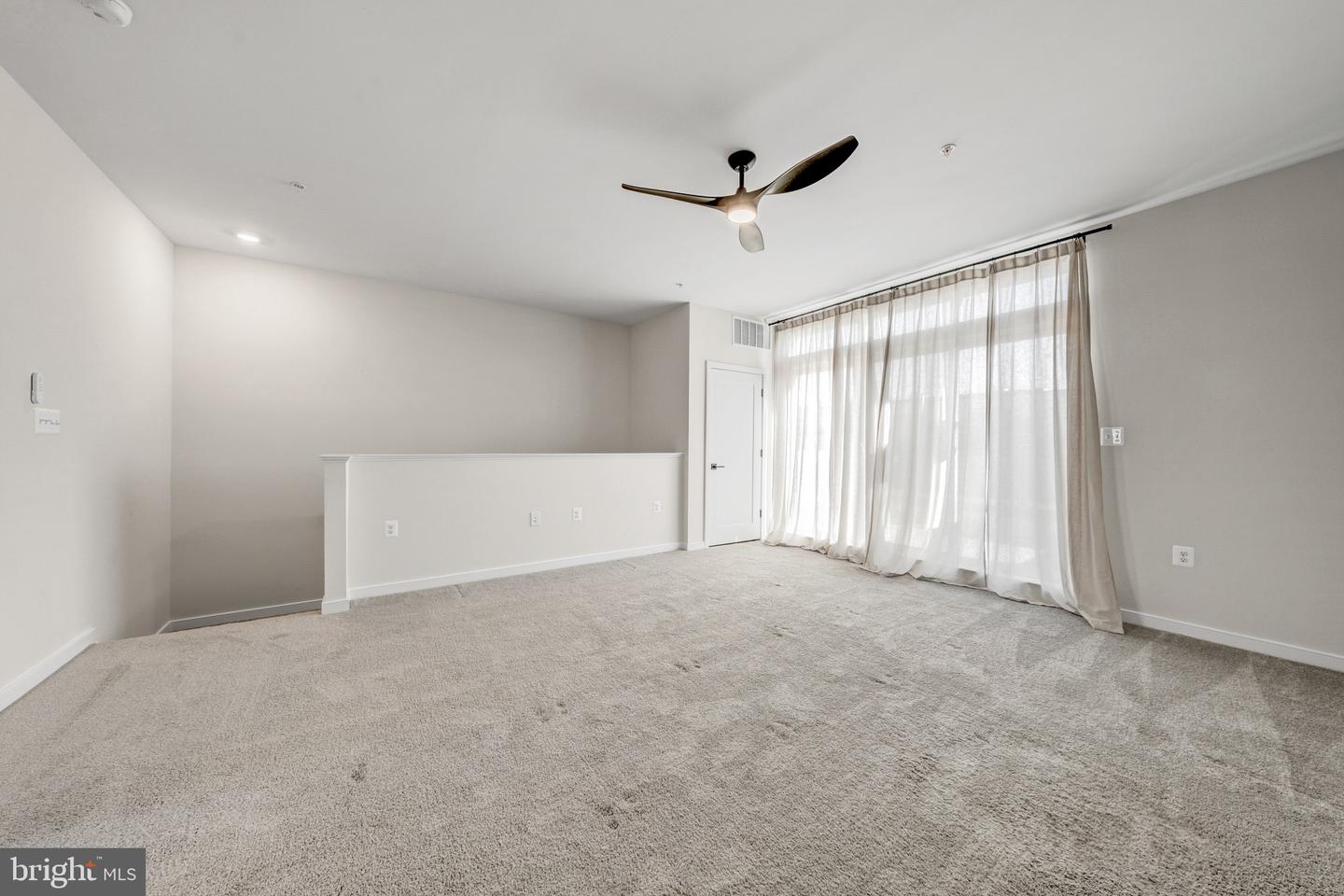 22812 Tawny Pine Sq Property Photo 34