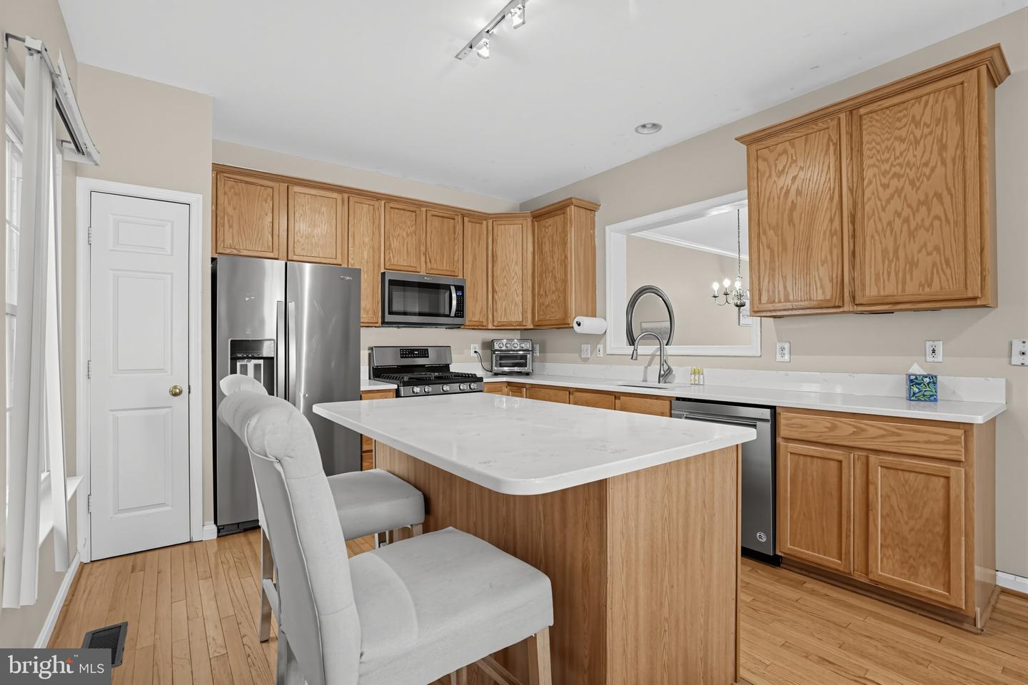 43100 Sherbrooke Ter Property Photo 4
