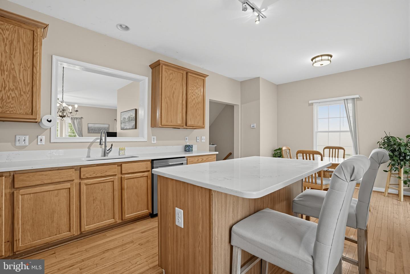 43100 Sherbrooke Ter Property Photo 6