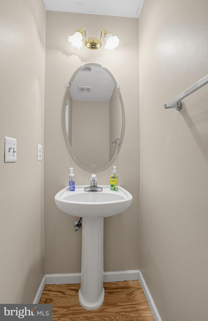 43100 Sherbrooke Ter Property Photo 15