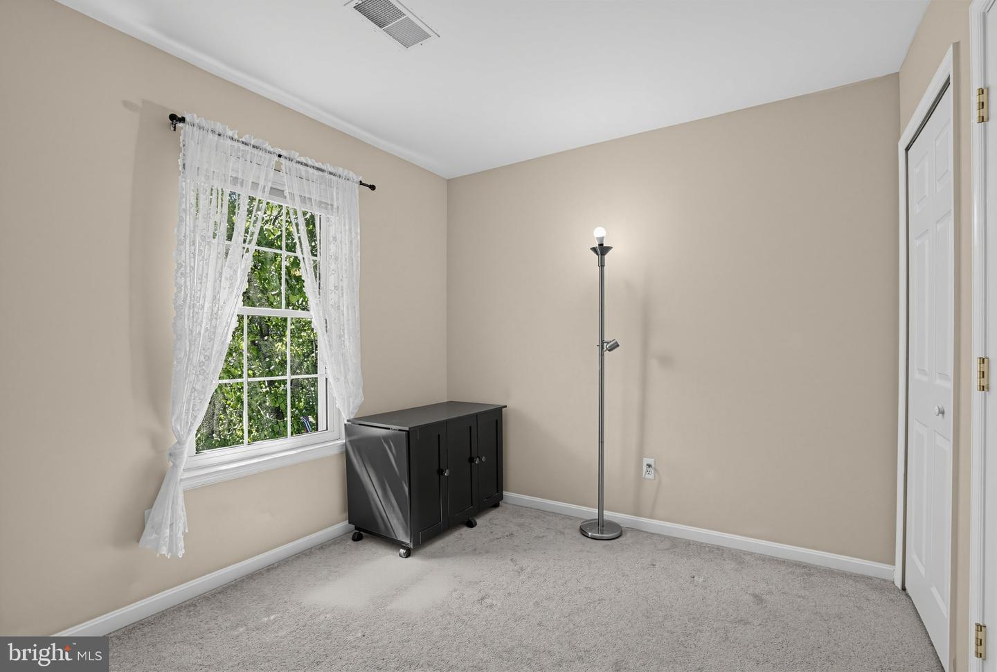 43100 Sherbrooke Ter Property Photo 19