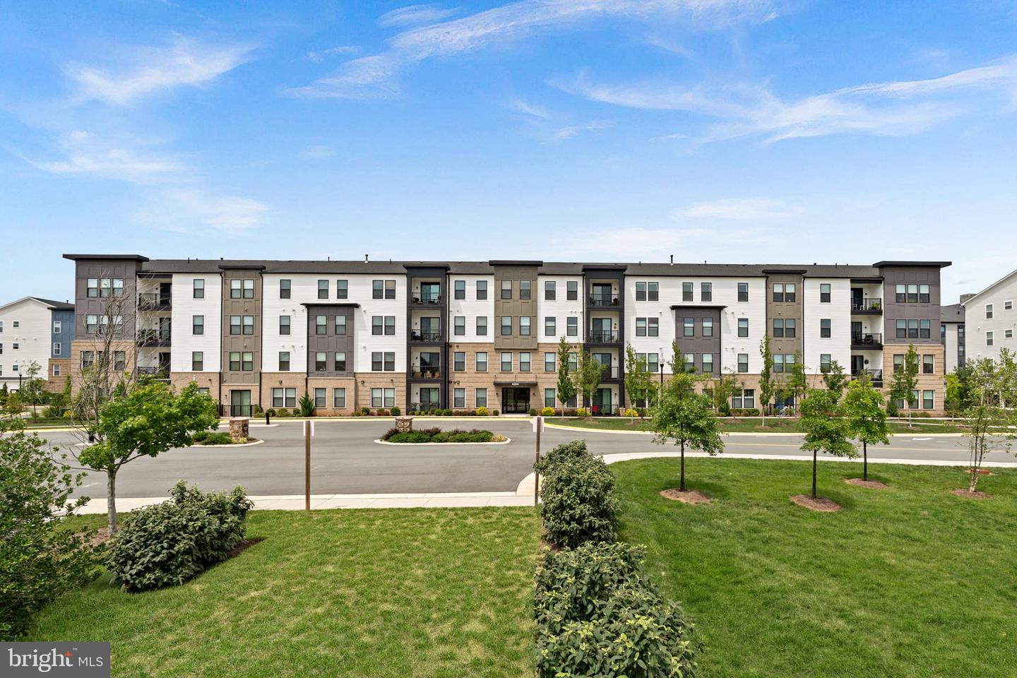 42874 FIREFLY SONATA TER #403 Property Photo 1