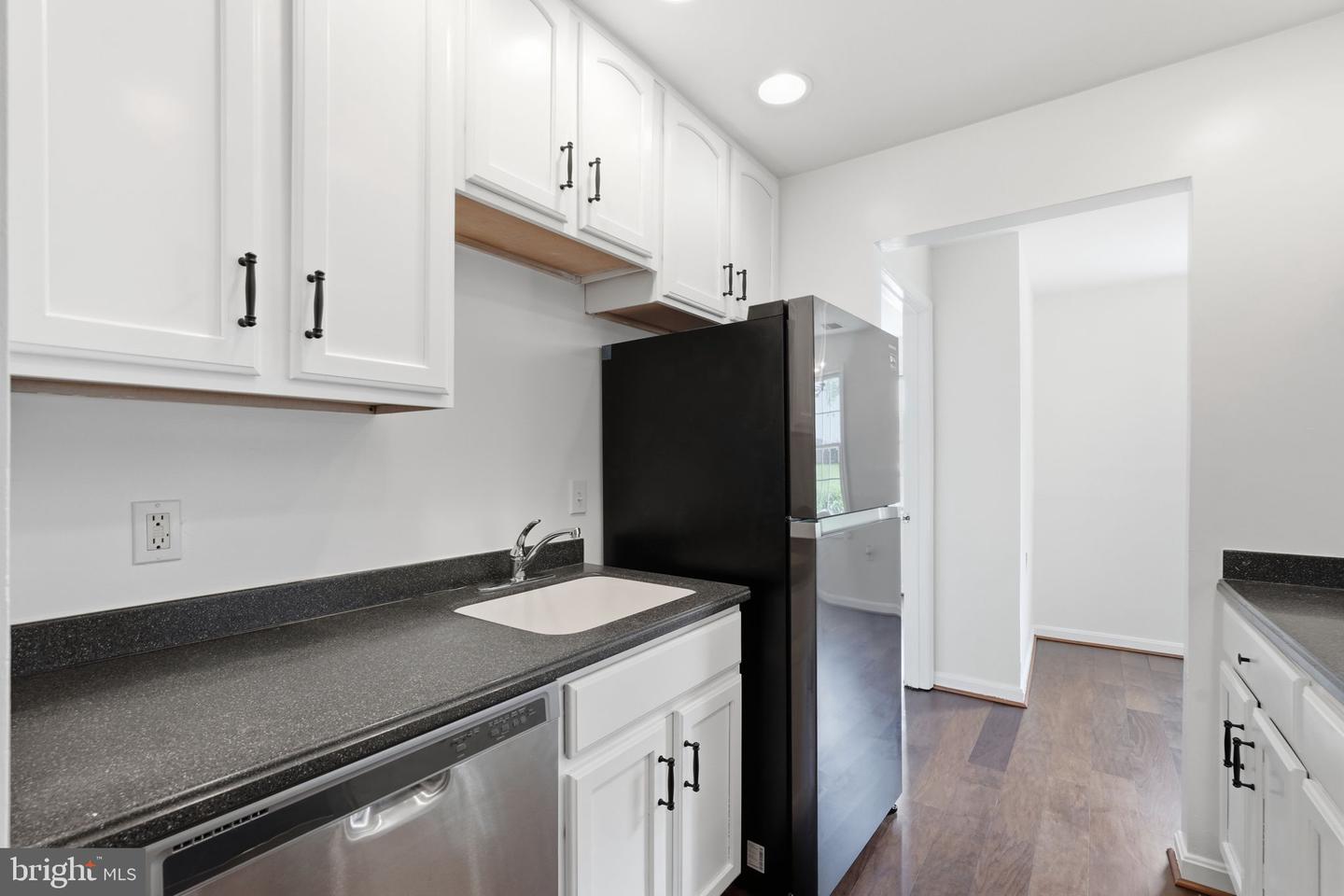 116 Westwick Ct #1 Property Photo 14