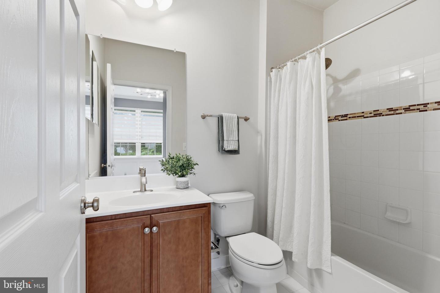 42886 Pamplin Ter Property Photo 7