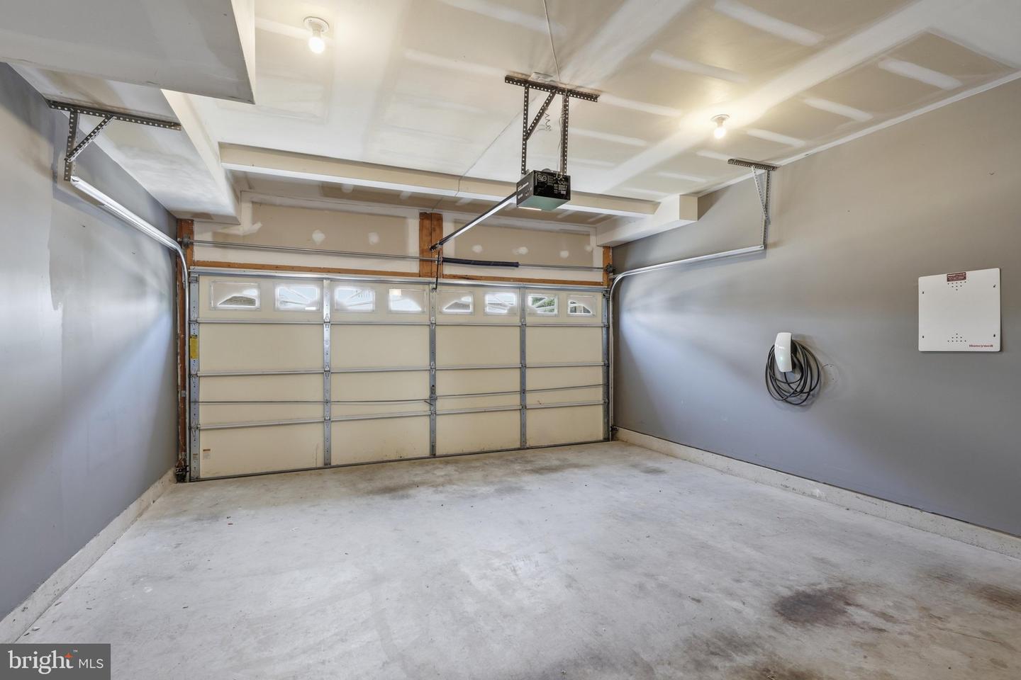 42886 Pamplin Ter Property Photo 8