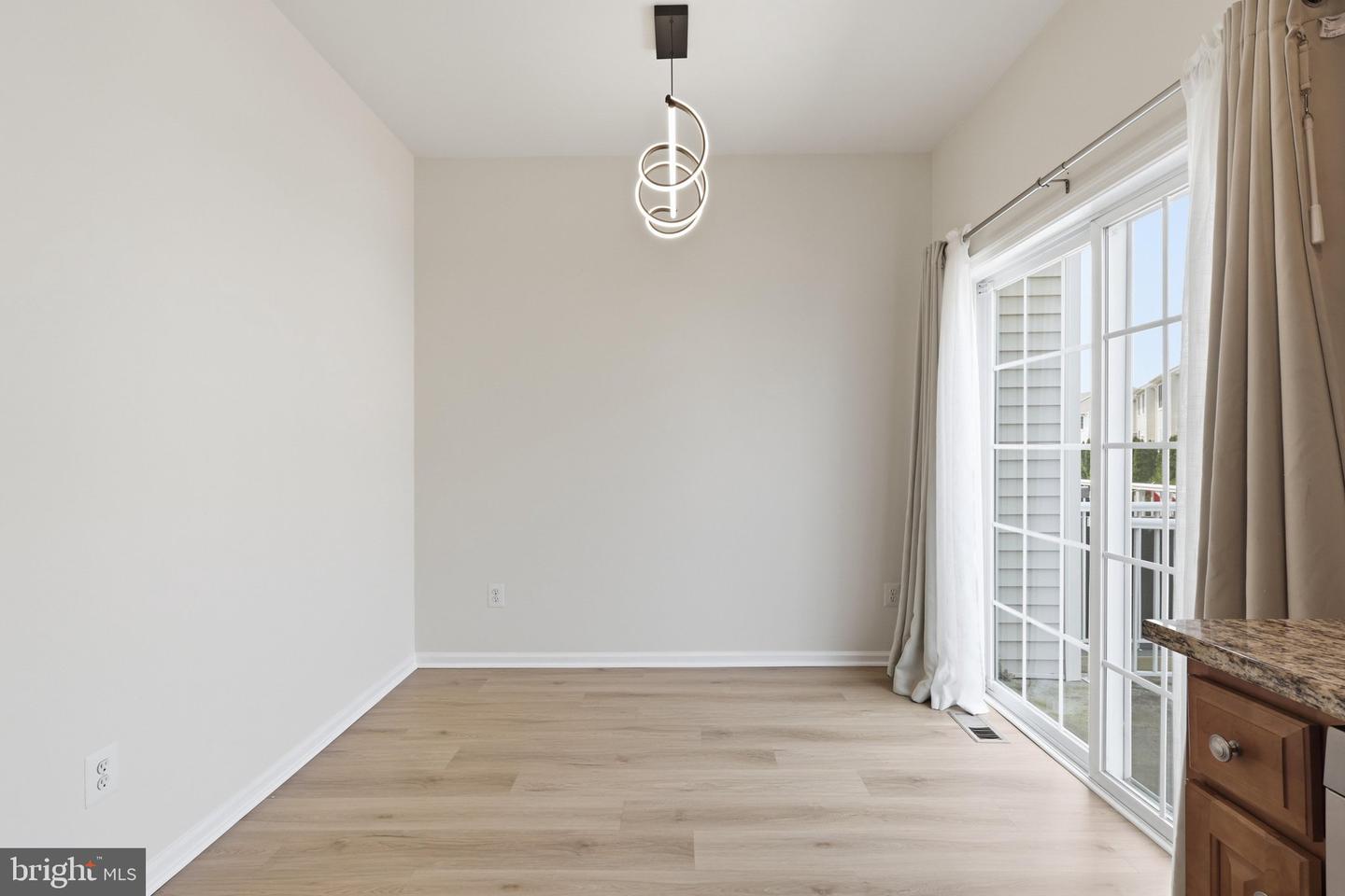 42886 Pamplin Ter Property Photo 19