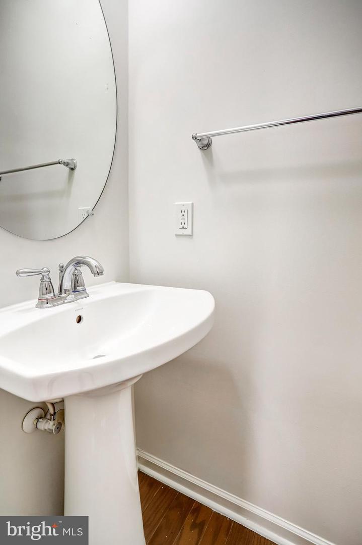 42203 Shorecrest Ter Property Photo 15