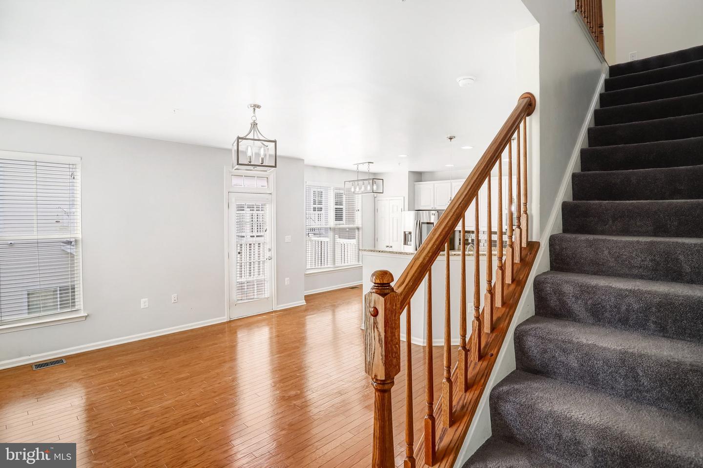 42203 Shorecrest Ter Property Photo 16