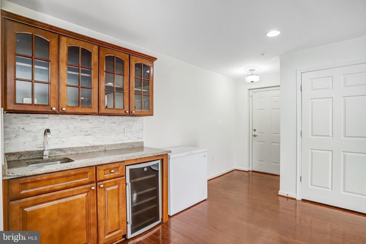 42203 Shorecrest Ter Property Photo 23