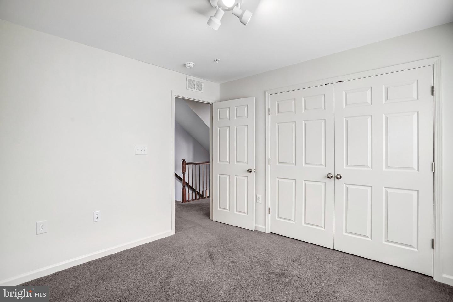 42203 Shorecrest Ter Property Photo 28