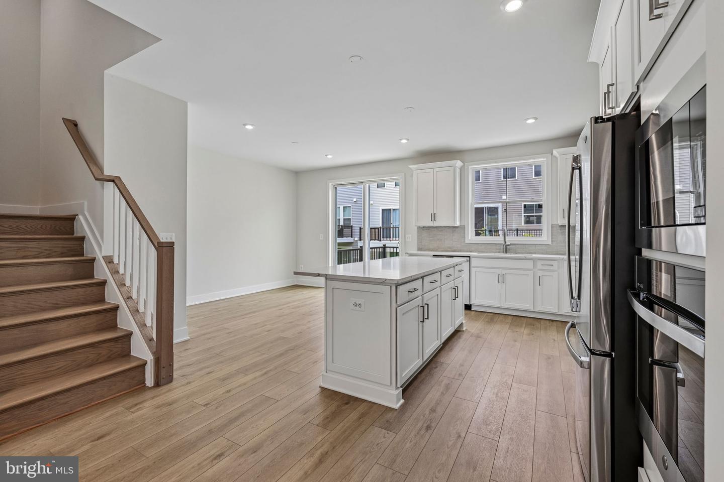 42198 Shining Star Sq #homesite 4534 Property Photo 5