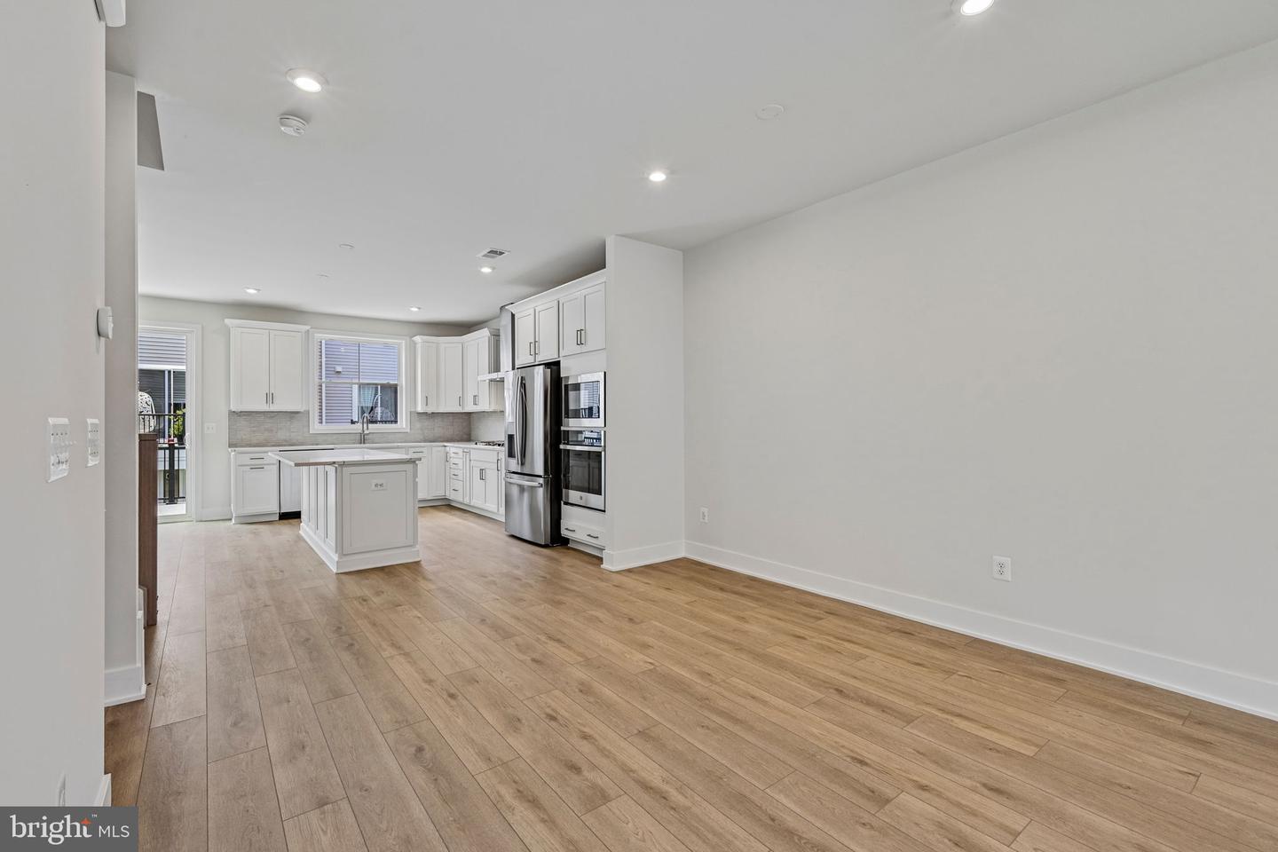42198 Shining Star Sq #homesite 4534 Property Photo 11