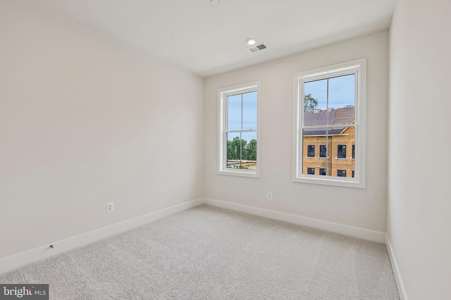 42198 Shining Star Sq #homesite 4534 Property Photo 24