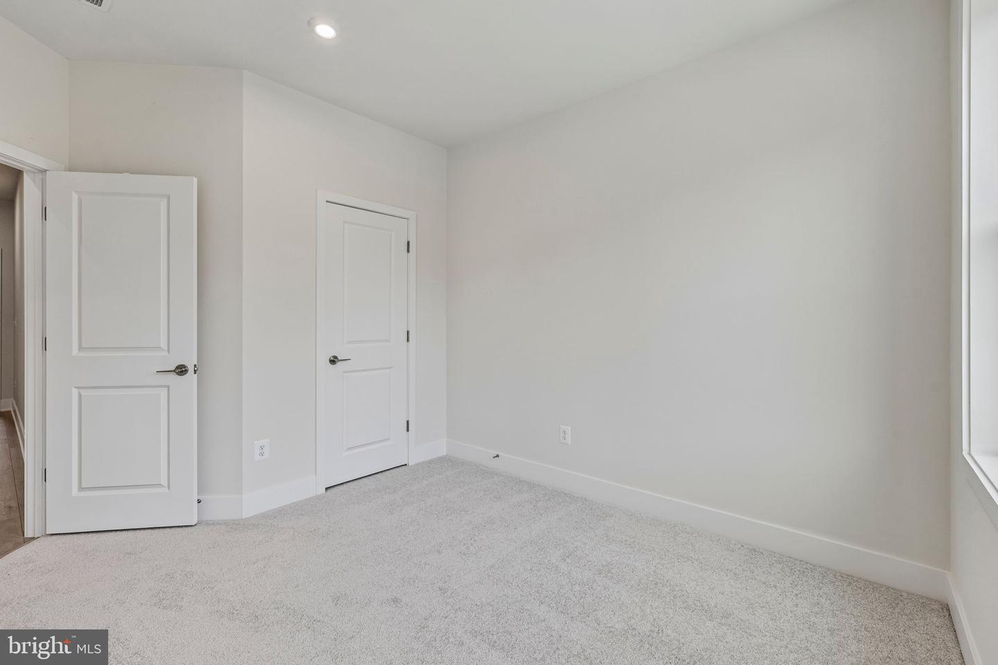 42198 Shining Star Sq #homesite 4534 Property Photo 25