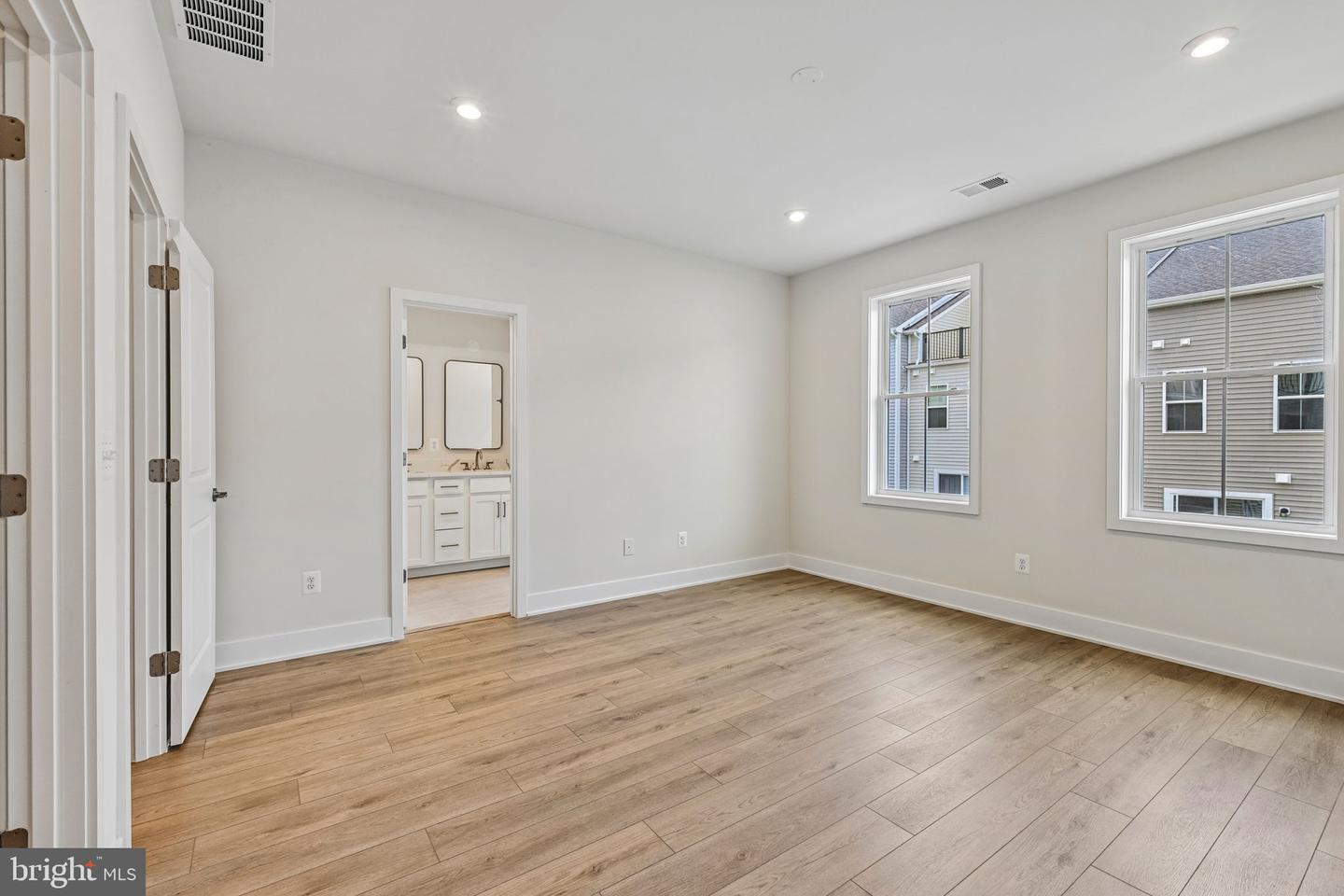 42198 Shining Star Sq #homesite 4534 Property Photo 30