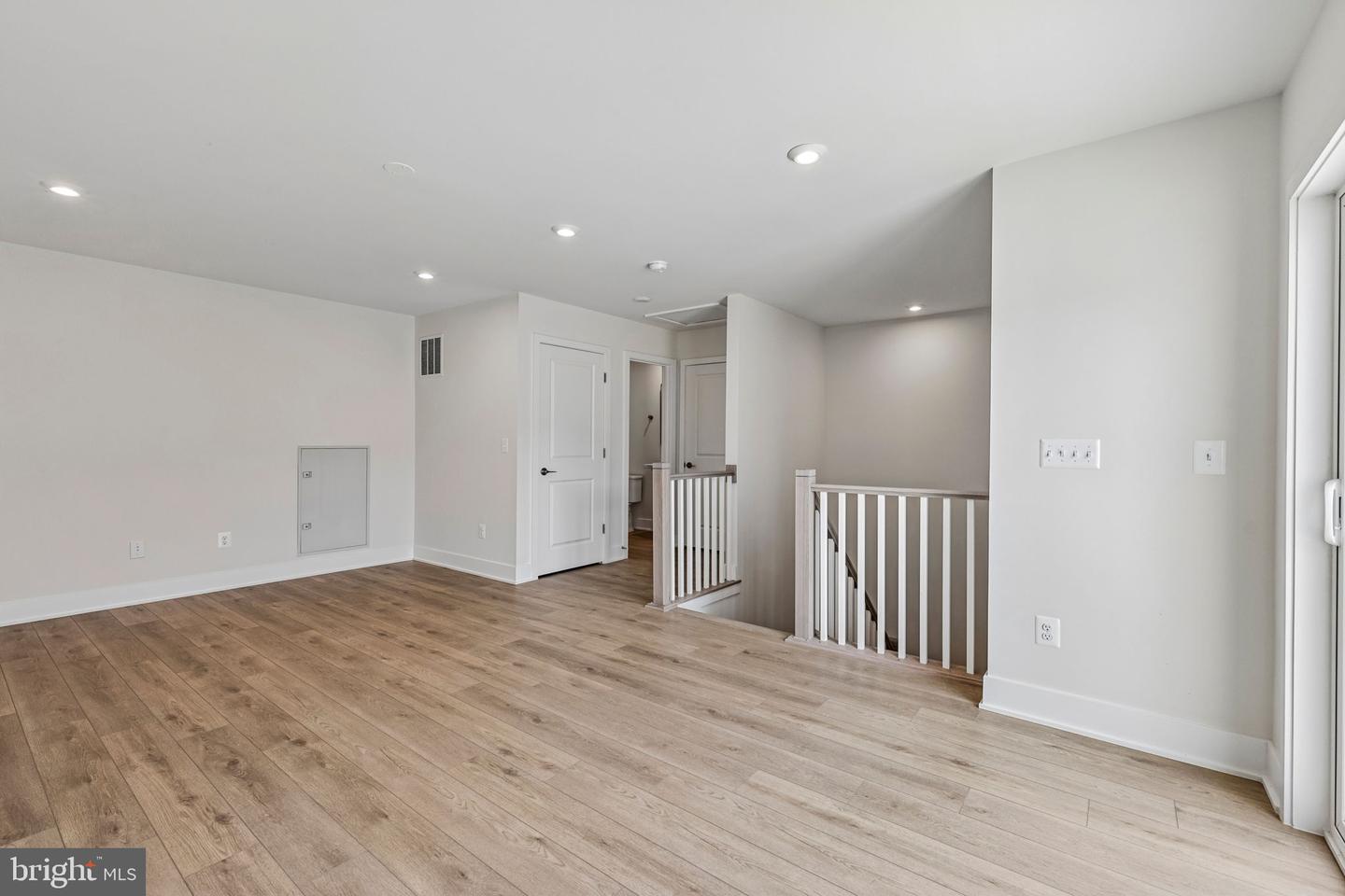 42198 Shining Star Sq #homesite 4534 Property Photo 38