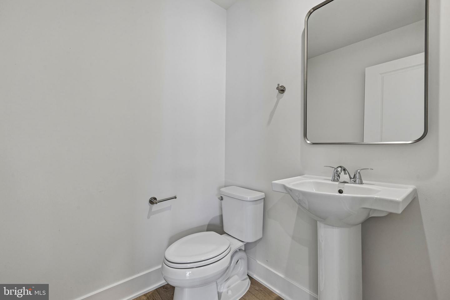 42198 Shining Star Sq #homesite 4534 Property Photo 40