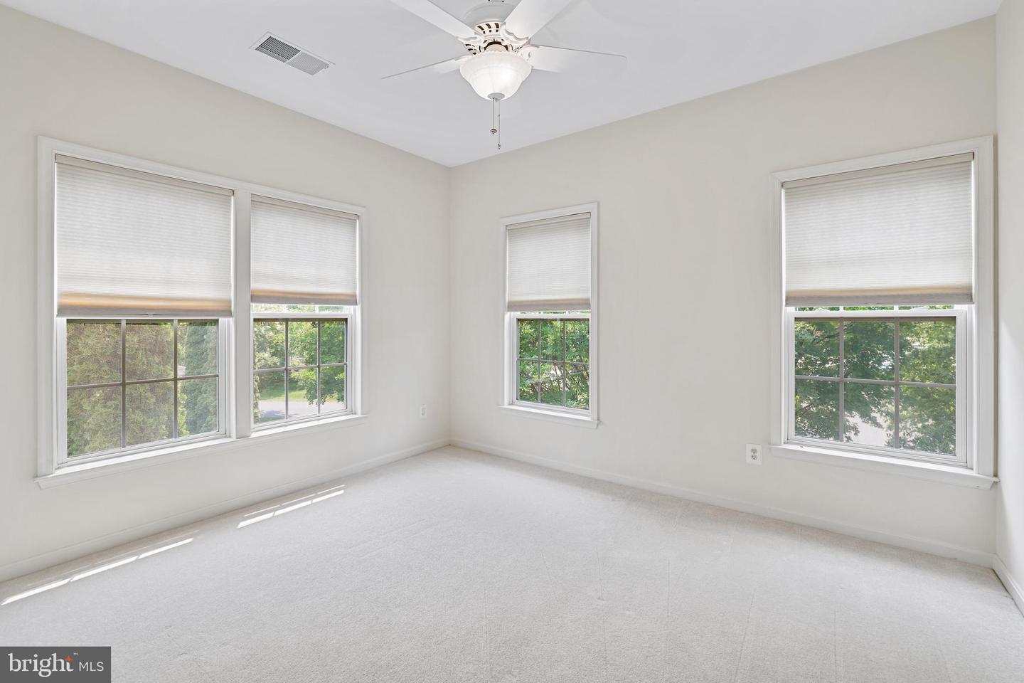 21565 Center Point Cir Property Photo 45