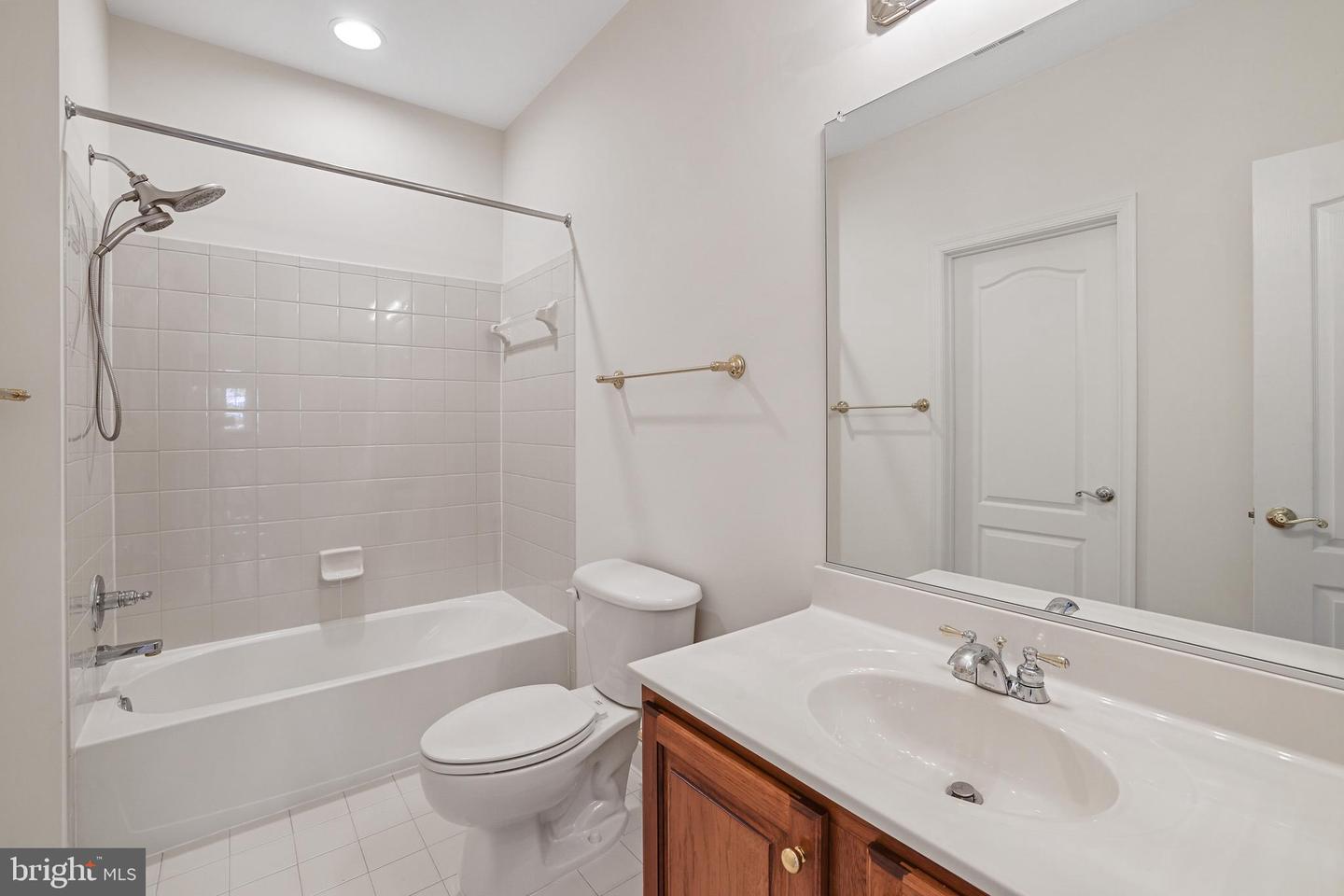 21565 Center Point Cir Property Photo 47