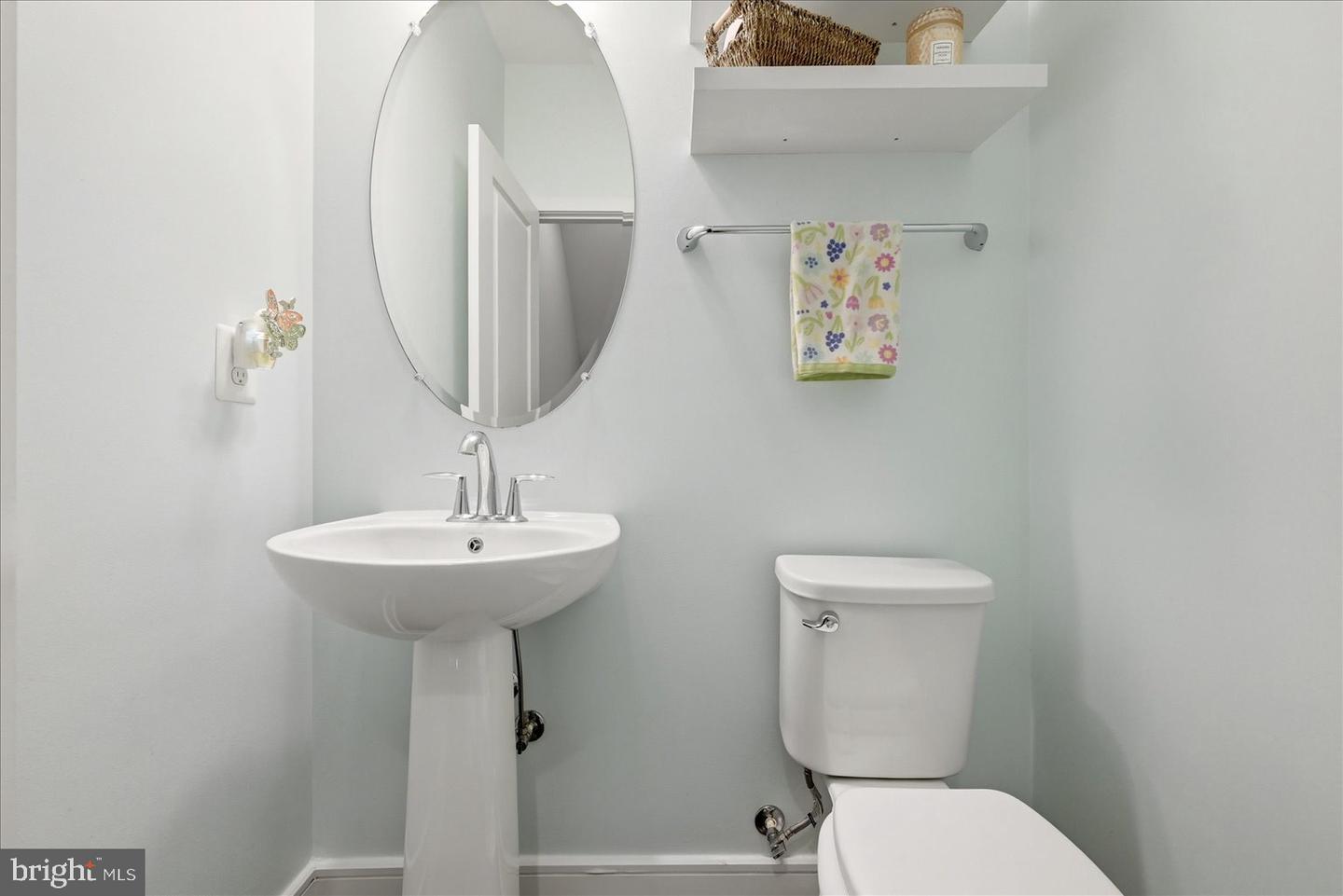 23063 Cottonwillow Sq Property Photo 16