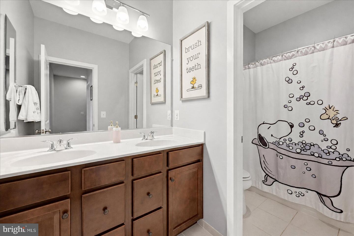 23063 Cottonwillow Sq Property Photo 22