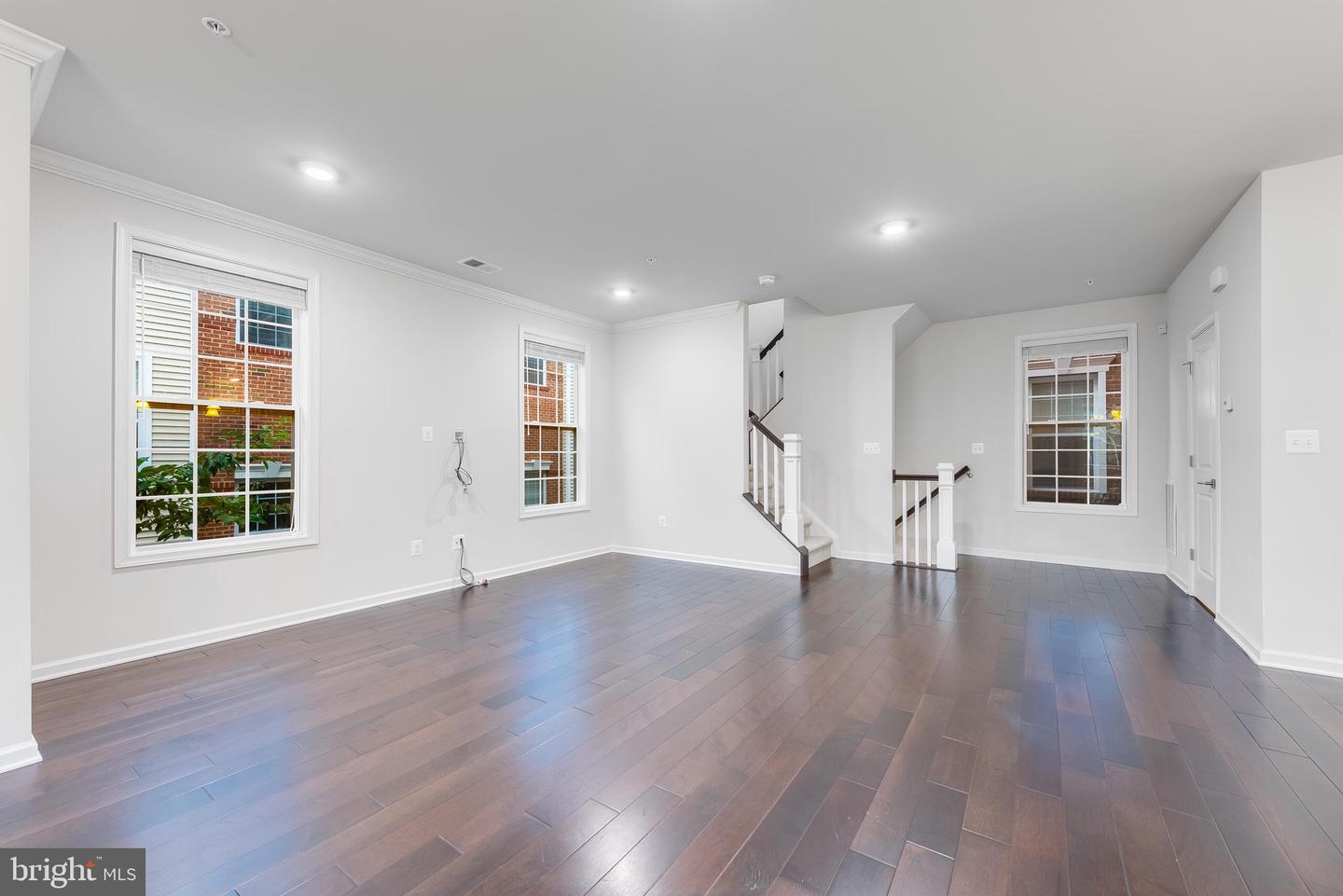23290 Milltown Knoll Sq #118 Property Photo 6