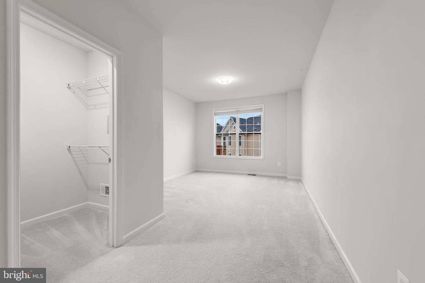 23290 Milltown Knoll Sq #118 Property Photo 16